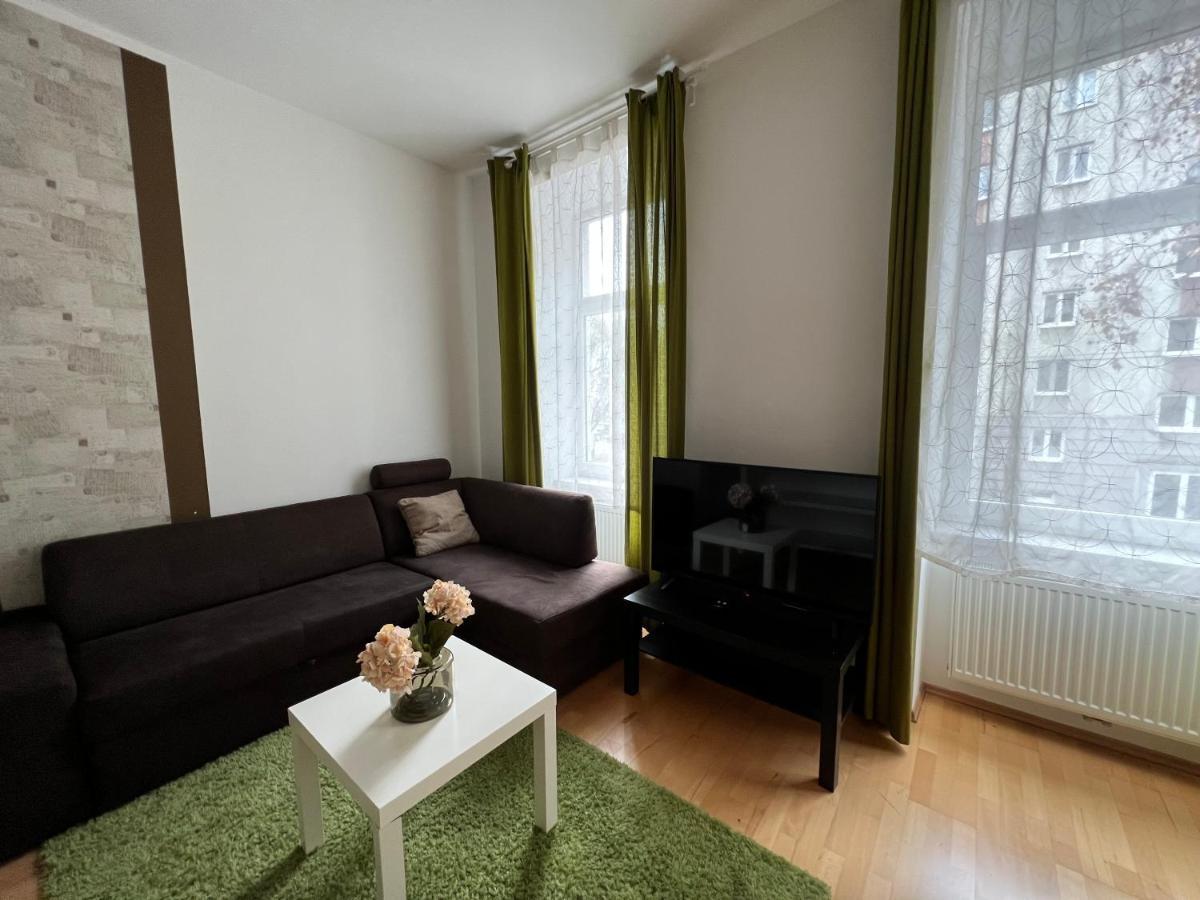 Cozy 2-Room Apartment Відень Екстер'єр фото