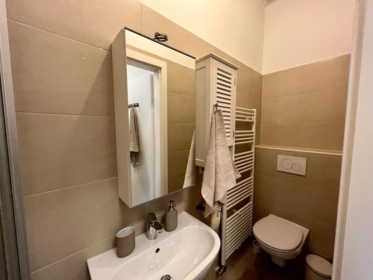 Cozy 2-Room Apartment Відень Екстер'єр фото